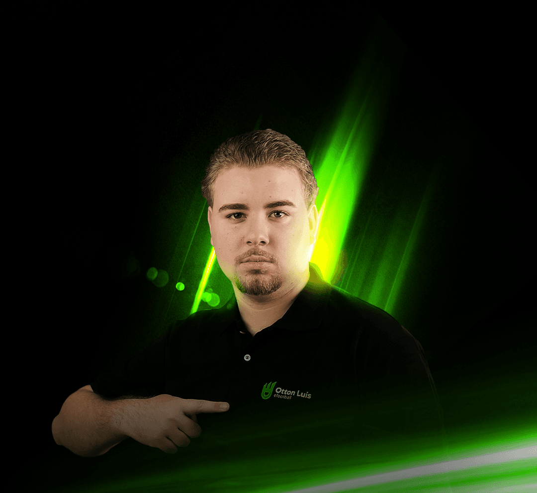 Otton Luís apontando para o logo da Otton Vendas, empresário de eFootball